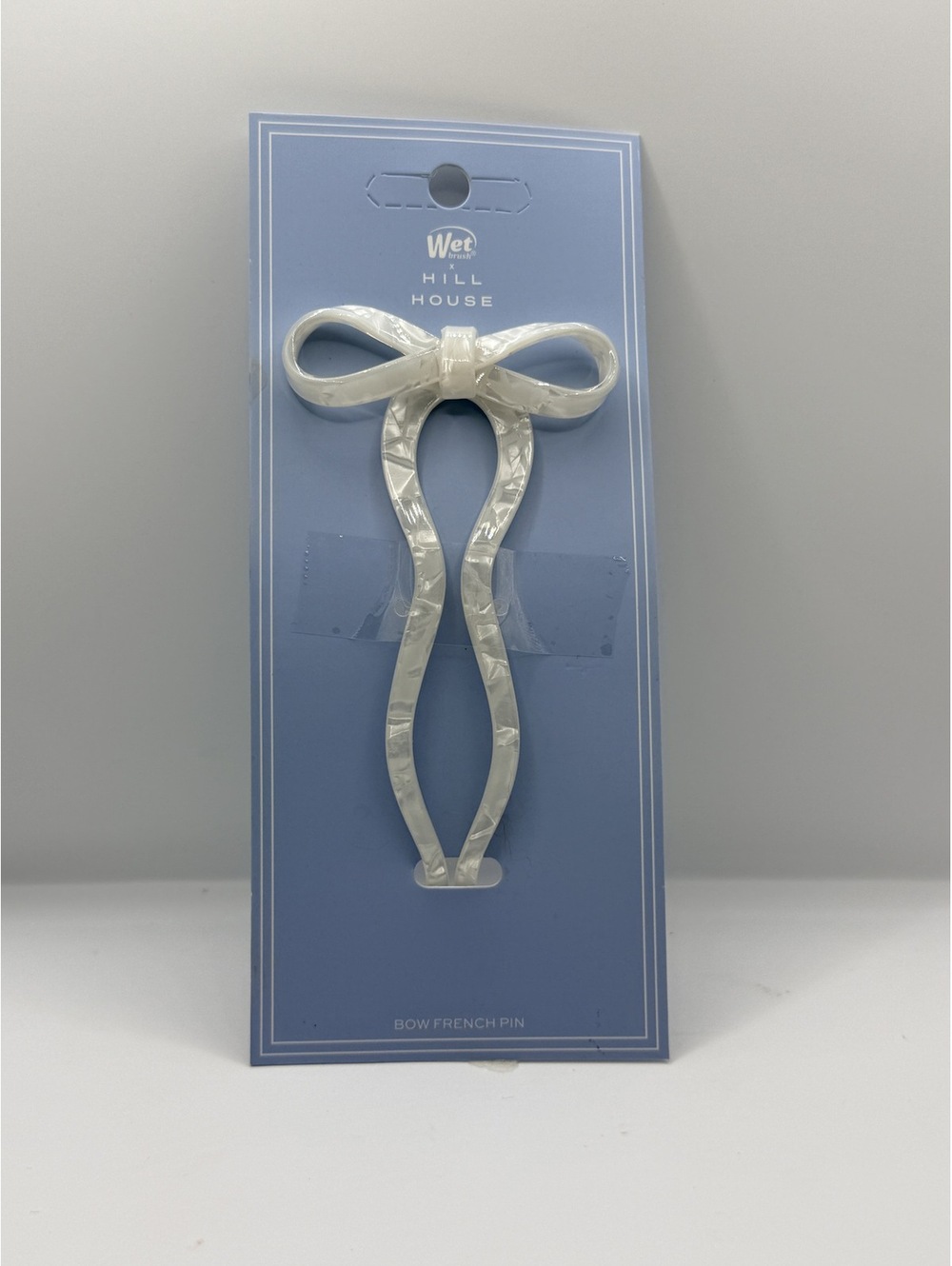⭐PICK 3/$15 Wet Brush x Hill House White Marble Bow French Pin